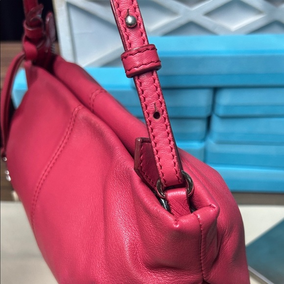 Giorgio Armani Leather Shoulder crossbody Bag - Picture 11 of 14